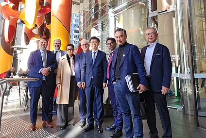 Australia’s Assistant Minister for Foreign Affairs and Trade Matt Thistethwaite received the visiting scholars and think-tankers in Sydney